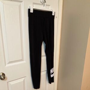 Nike leggings - size: Small - color: Black